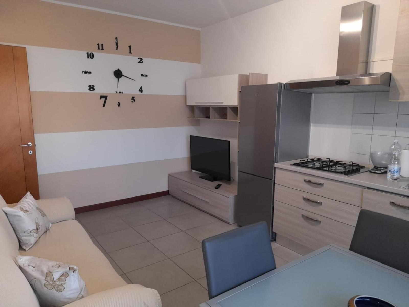 Relax Preserasca-Modern Apartment-Borgo Mercato-モンカリエーリ エクステリア 写真